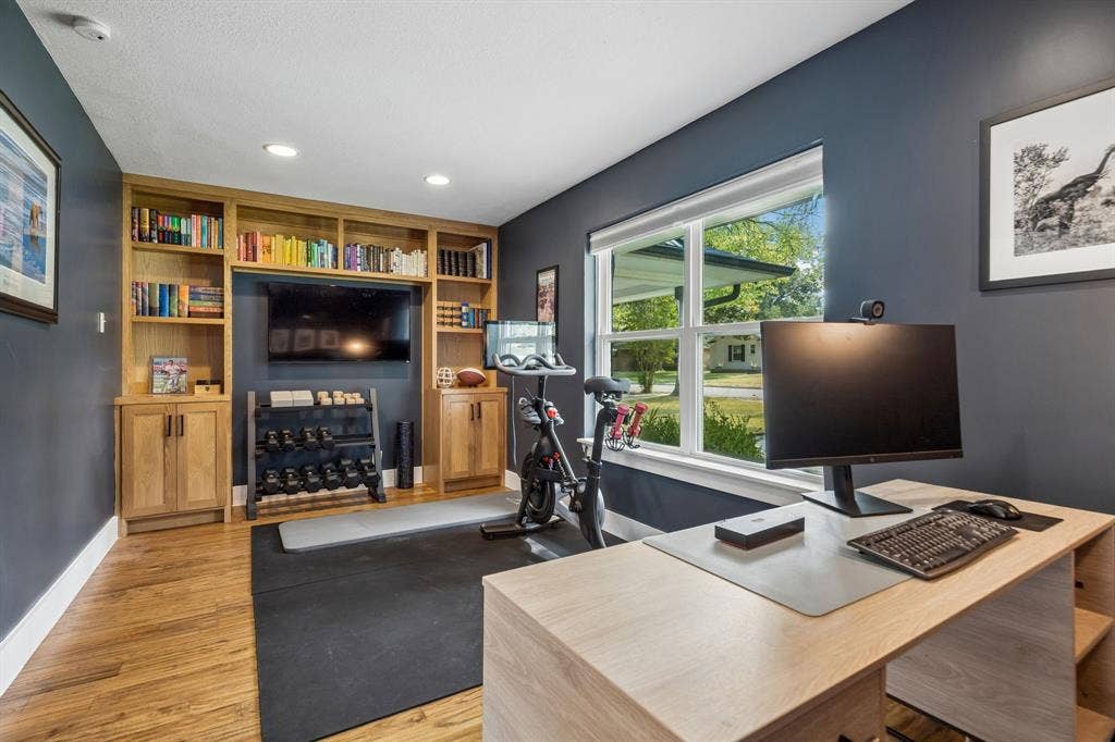 6718 Kingsbury Drive, Dallas, TX 75231 6718 Kingsbury Drive, Dallas, TX 75231