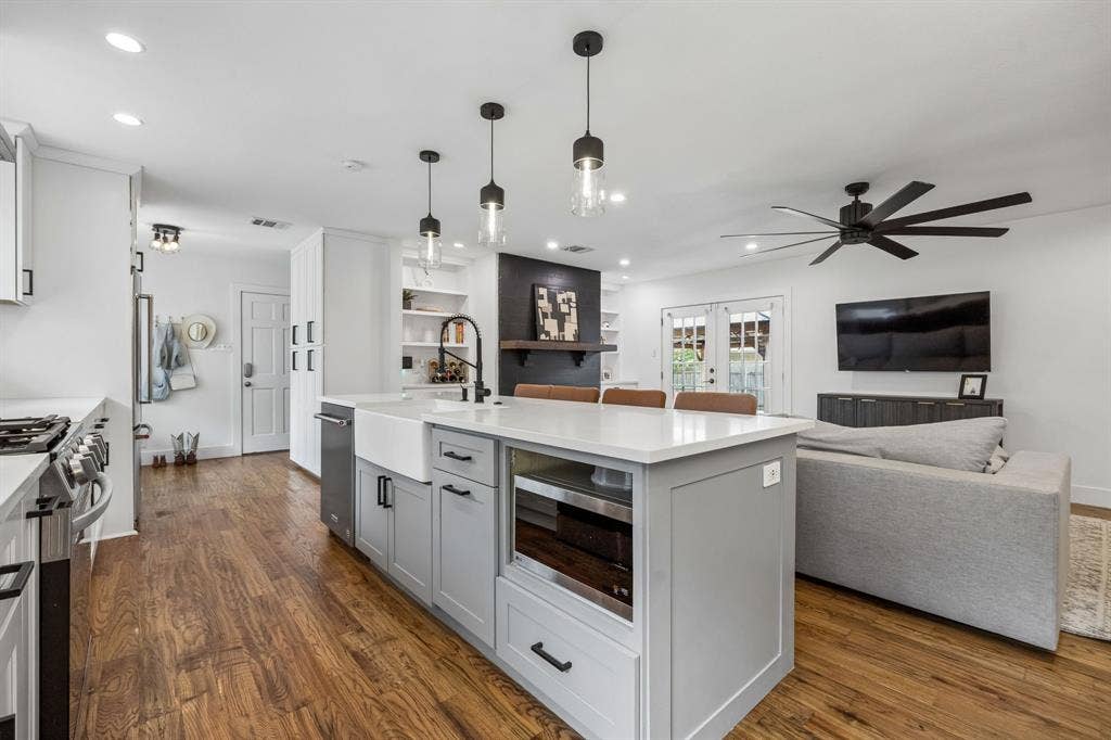 6718 Kingsbury Drive, Dallas, TX 75231 6718 Kingsbury Drive, Dallas, TX 75231