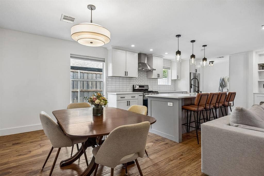6718 Kingsbury Drive, Dallas, TX 75231 6718 Kingsbury Drive, Dallas, TX 75231