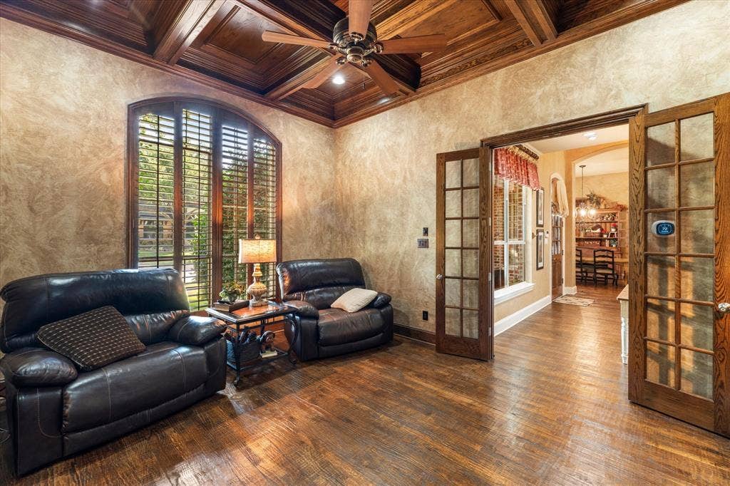 6808 Echo Canyon Drive, McKinney, TX 75072 6808 Echo Canyon Drive, McKinney, TX 75072