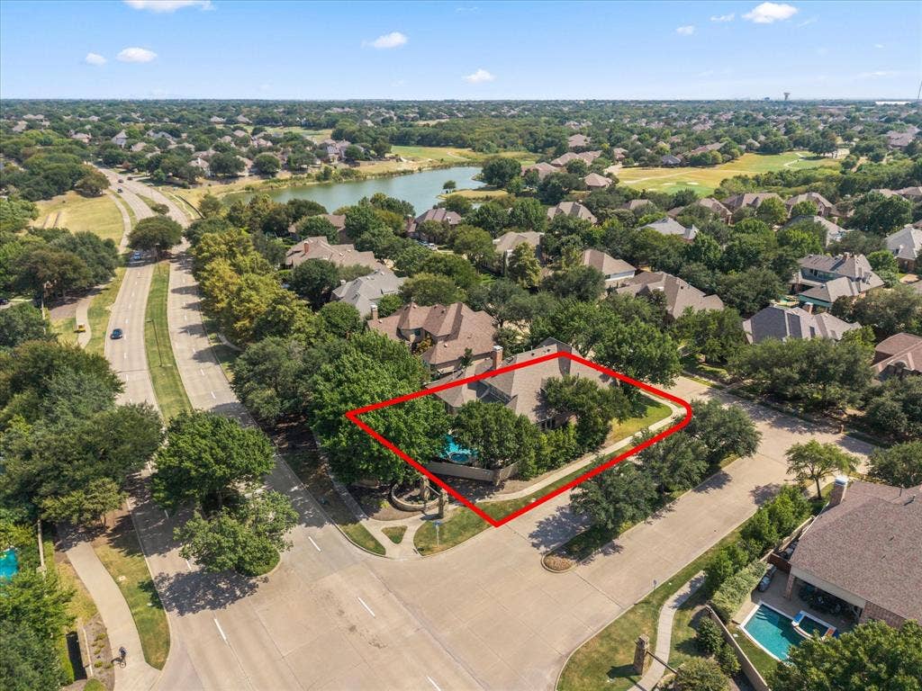 6808 Echo Canyon Drive, McKinney, TX 75072 6808 Echo Canyon Drive, McKinney, TX 75072