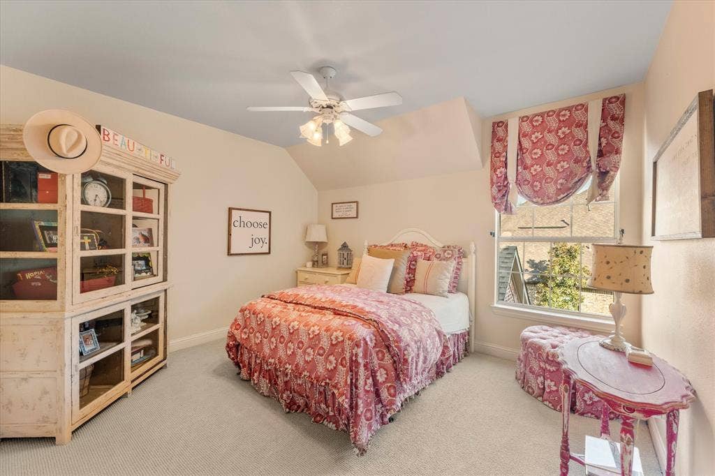 6808 Echo Canyon Drive, McKinney, TX 75072 6808 Echo Canyon Drive, McKinney, TX 75072