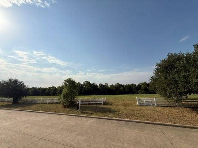 3 St. James Alley, Sunnyvale, TX 75182