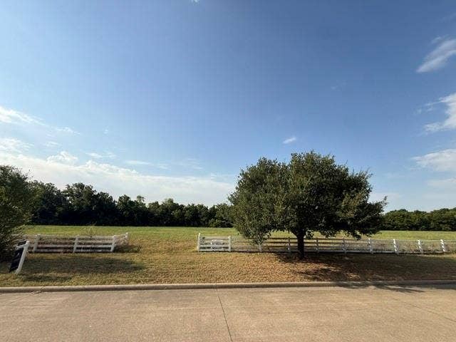 3 St. James Alley, Sunnyvale, TX 75182