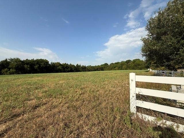 3 St. James Alley, Sunnyvale, TX 75182