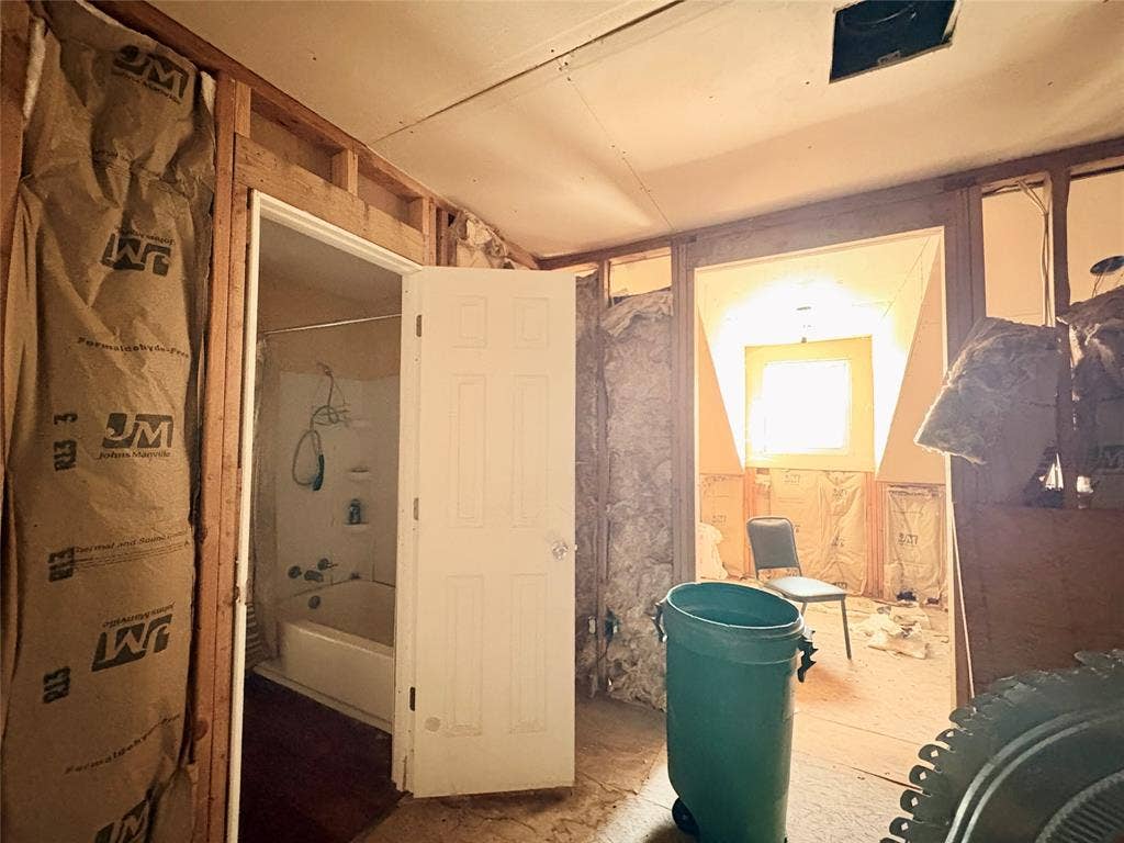 448 Norwood Drive, Woodway, TX 76712 448 Norwood Drive, Woodway, TX 76712