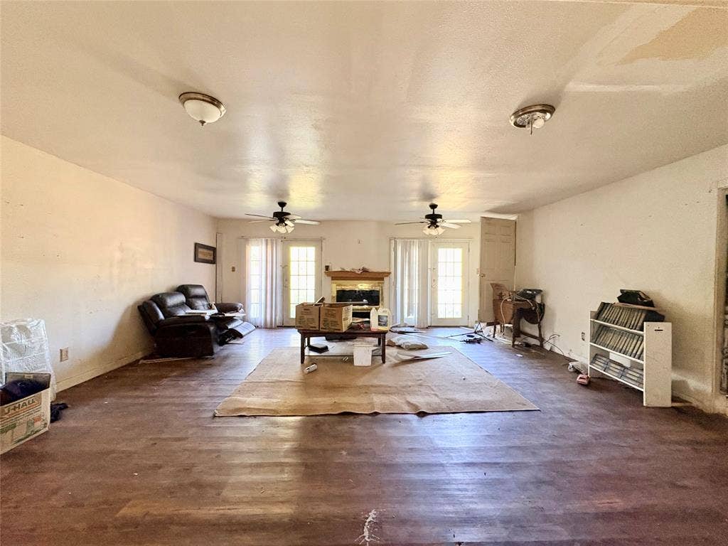 448 Norwood Drive, Woodway, TX 76712 448 Norwood Drive, Woodway, TX 76712