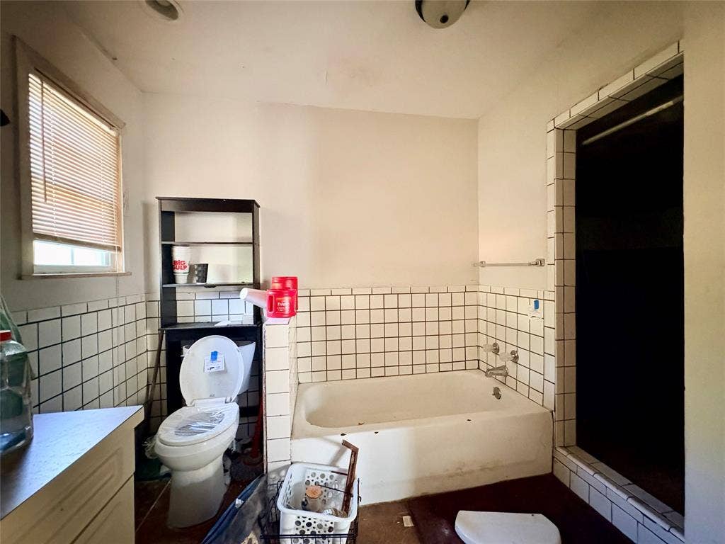 448 Norwood Drive, Woodway, TX 76712 448 Norwood Drive, Woodway, TX 76712