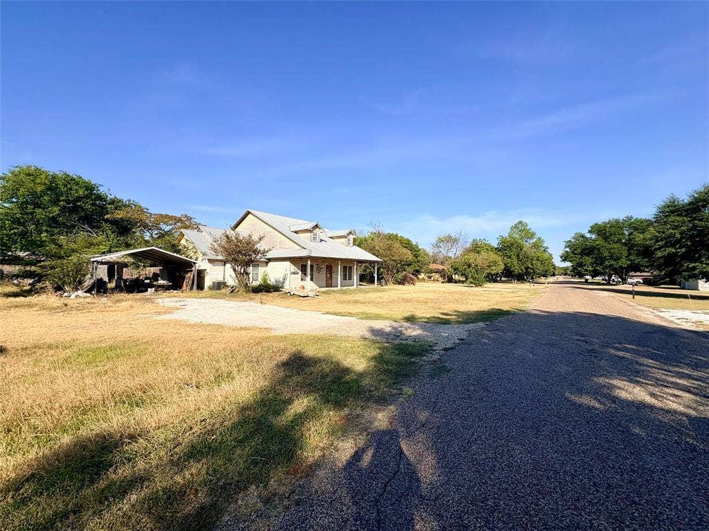 448 Norwood Drive, Woodway, TX 76712 448 Norwood Drive, Woodway, TX 76712