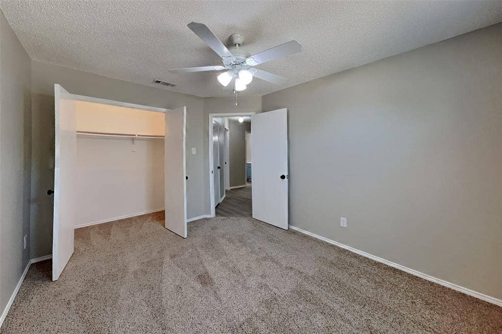 1822 Cancun Drive, Mansfield, TX 76063 1822 Cancun Drive, Mansfield, TX 76063