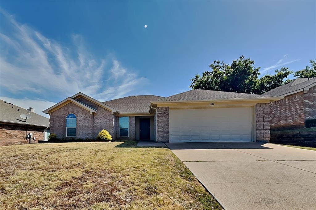 1822 Cancun Drive, Mansfield, TX 76063 1822 Cancun Drive, Mansfield, TX 76063
