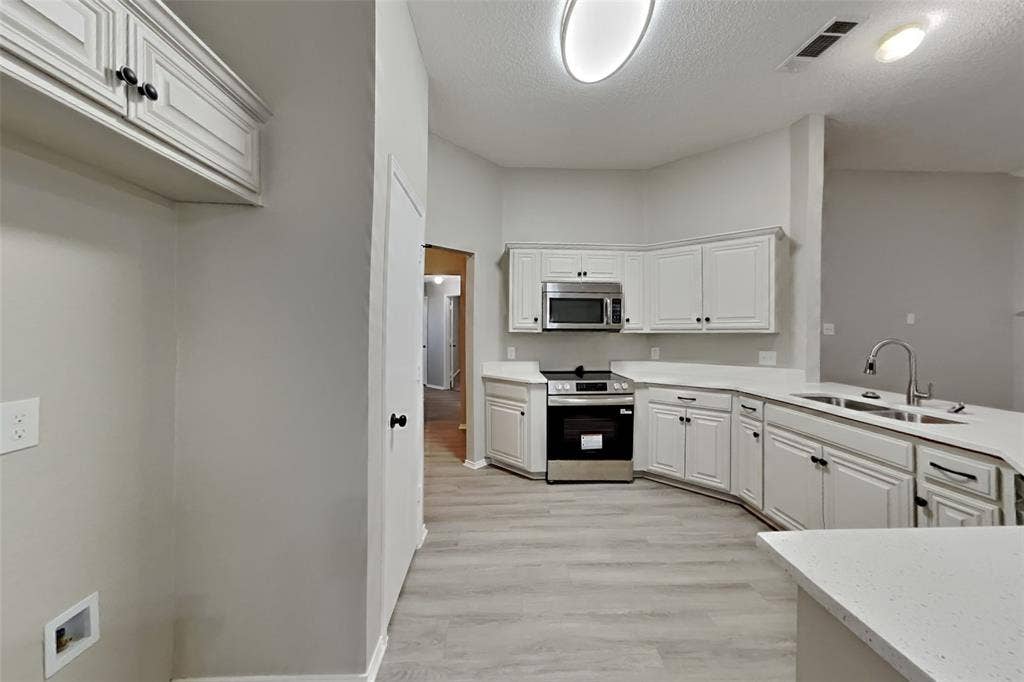 1822 Cancun Drive, Mansfield, TX 76063 1822 Cancun Drive, Mansfield, TX 76063
