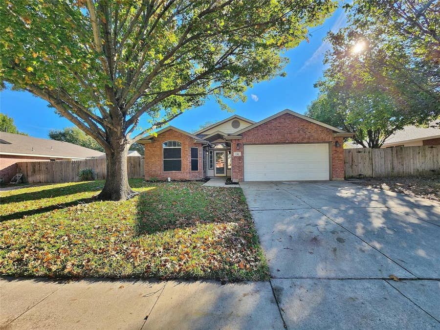 Property photo for 741 Cardinal Drive, Saginaw, TX
