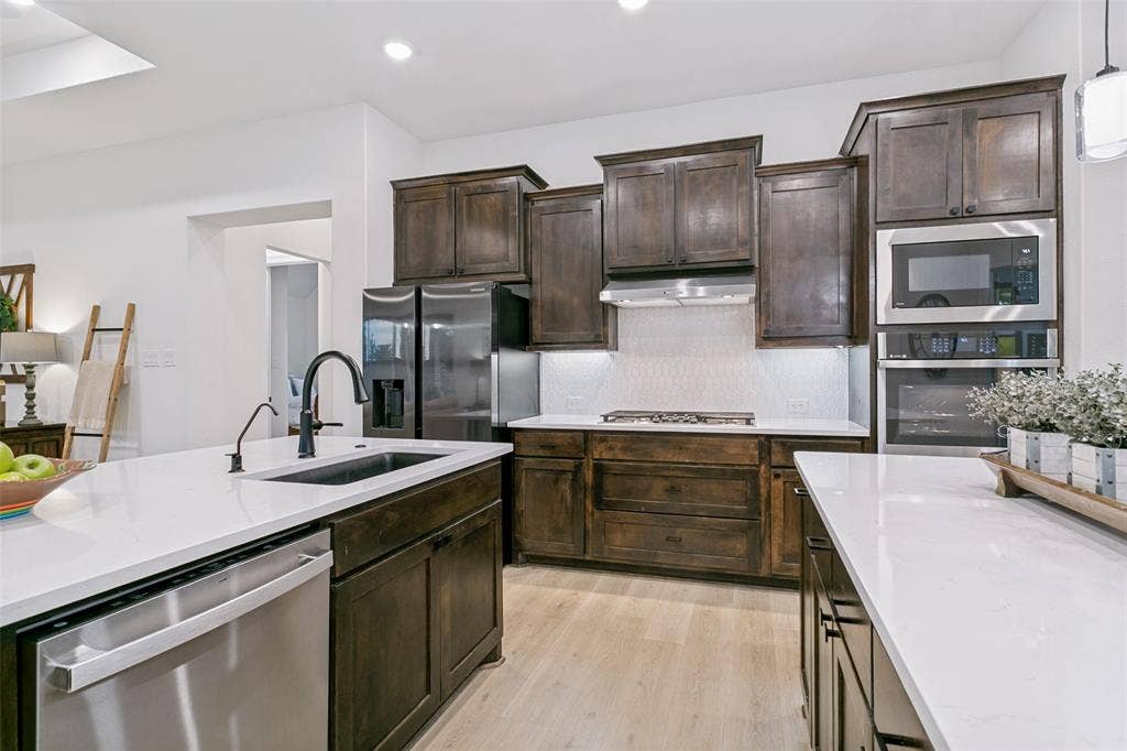 216 BIG SKY Circle, Northlake, TX 76226 216 BIG SKY Circle, Northlake, TX 76226