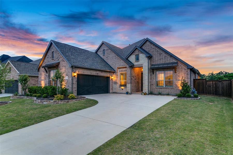 Property photo for 216 BIG SKY Circle, Northlake, TX
