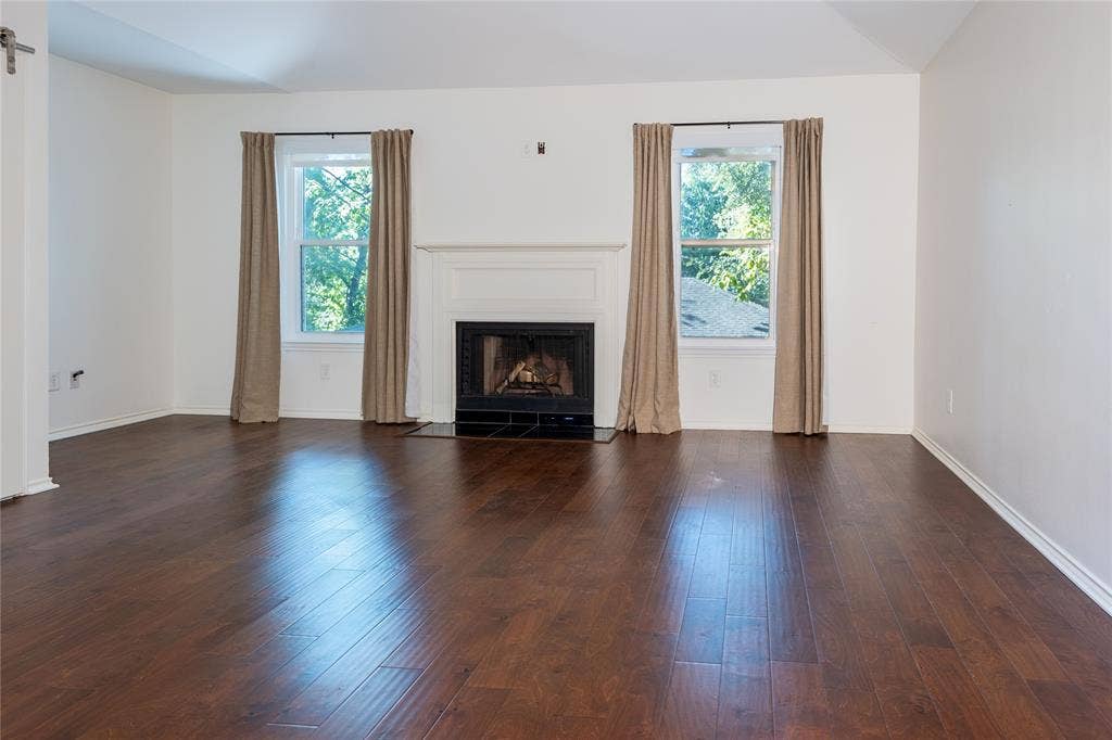 726 W Canty Street, Dallas, TX 75208 726 W Canty Street, Dallas, TX 75208