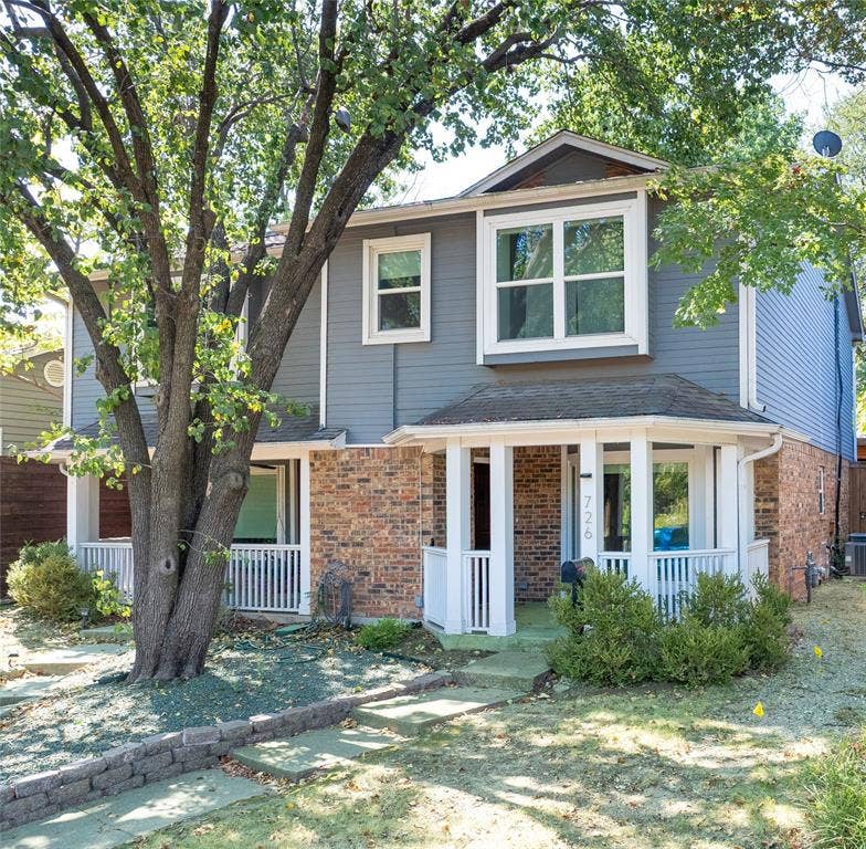 726 W Canty Street, Dallas, TX 75208 726 W Canty Street, Dallas, TX 75208