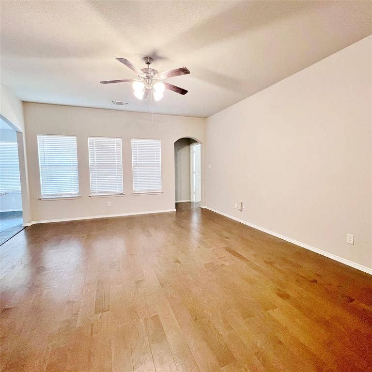 123 Timberline Drive, Waxahachie, TX 75167 123 Timberline Drive, Waxahachie, TX 75167