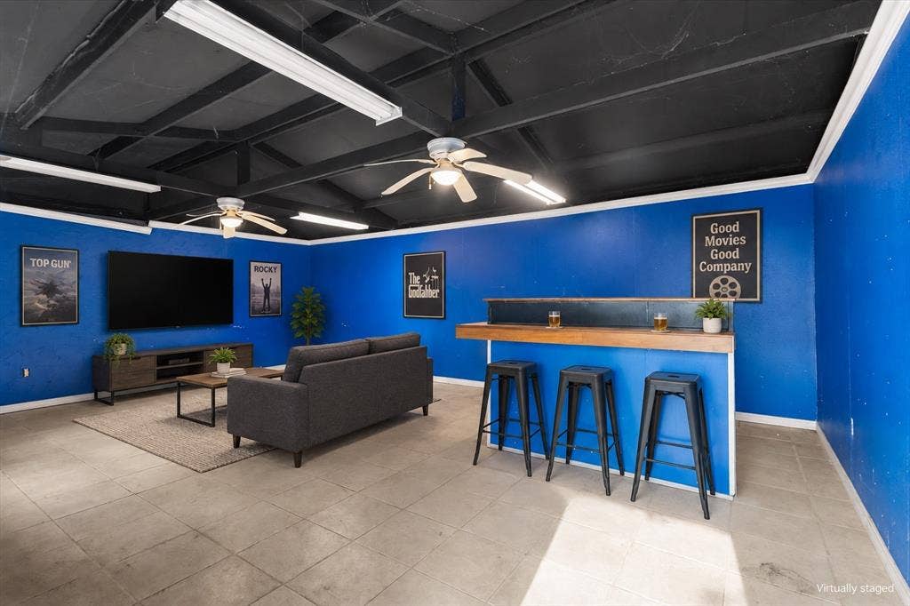 10204 Rolling Pines Drive, Tyler, TX 75707 10204 Rolling Pines Drive, Tyler, TX 75707