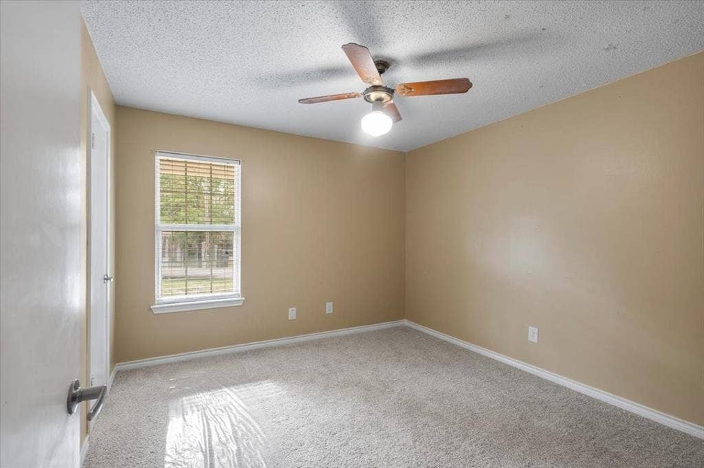 10204 Rolling Pines Drive, Tyler, TX 75707 10204 Rolling Pines Drive, Tyler, TX 75707