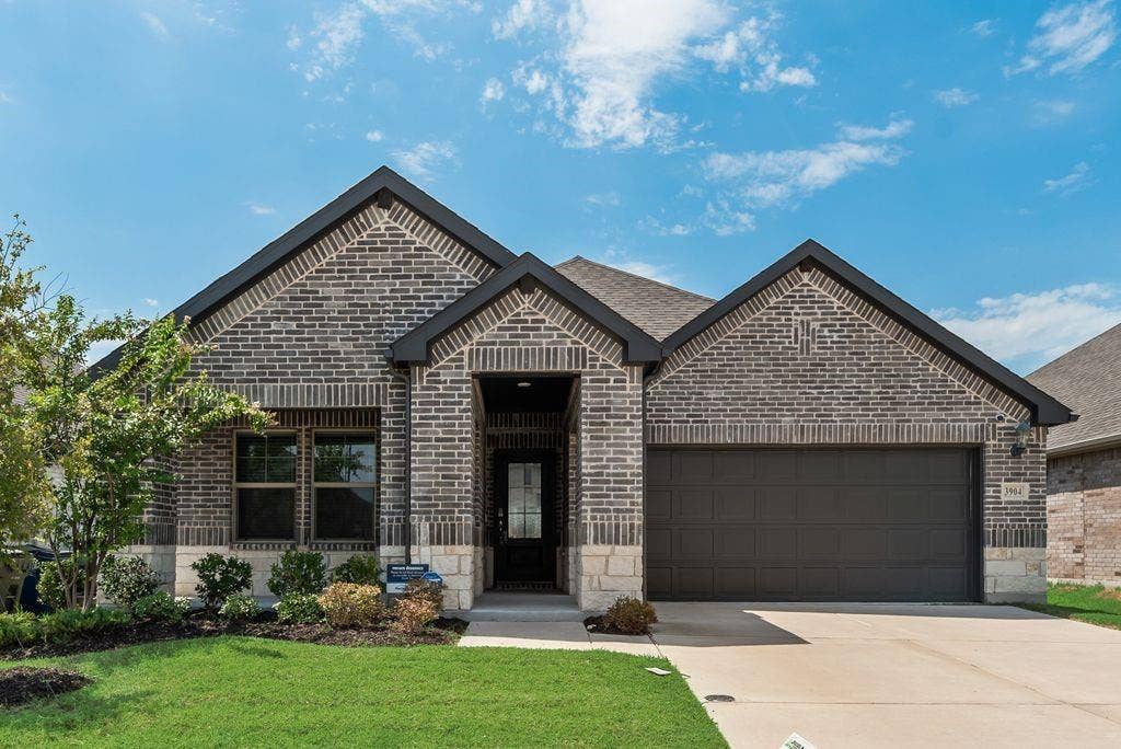 3904 High Valley Drive, Princeton, TX 75071 3904 High Valley Drive, Princeton, TX 75071
