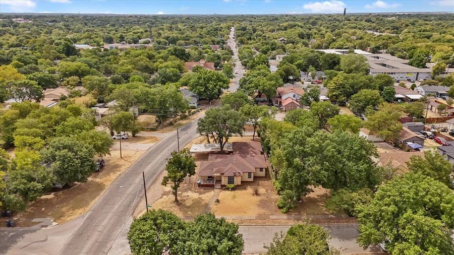 Property photo for 3804 Mount Washington Street, Dallas, TX
