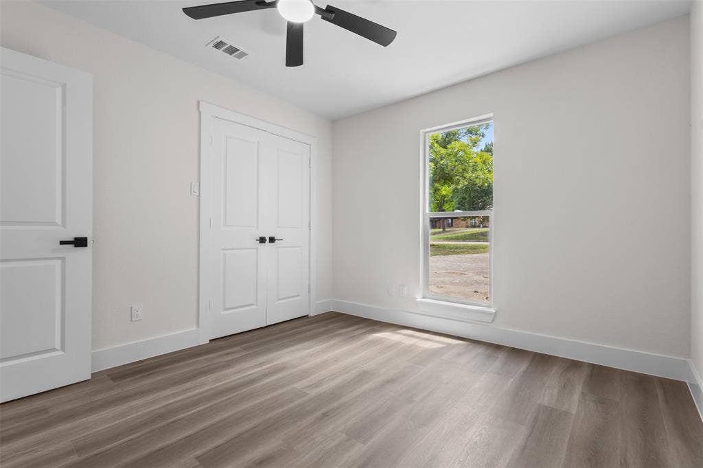 5000 Edgewater Drive, Rowlett, TX 75088 5000 Edgewater Drive, Rowlett, TX 75088