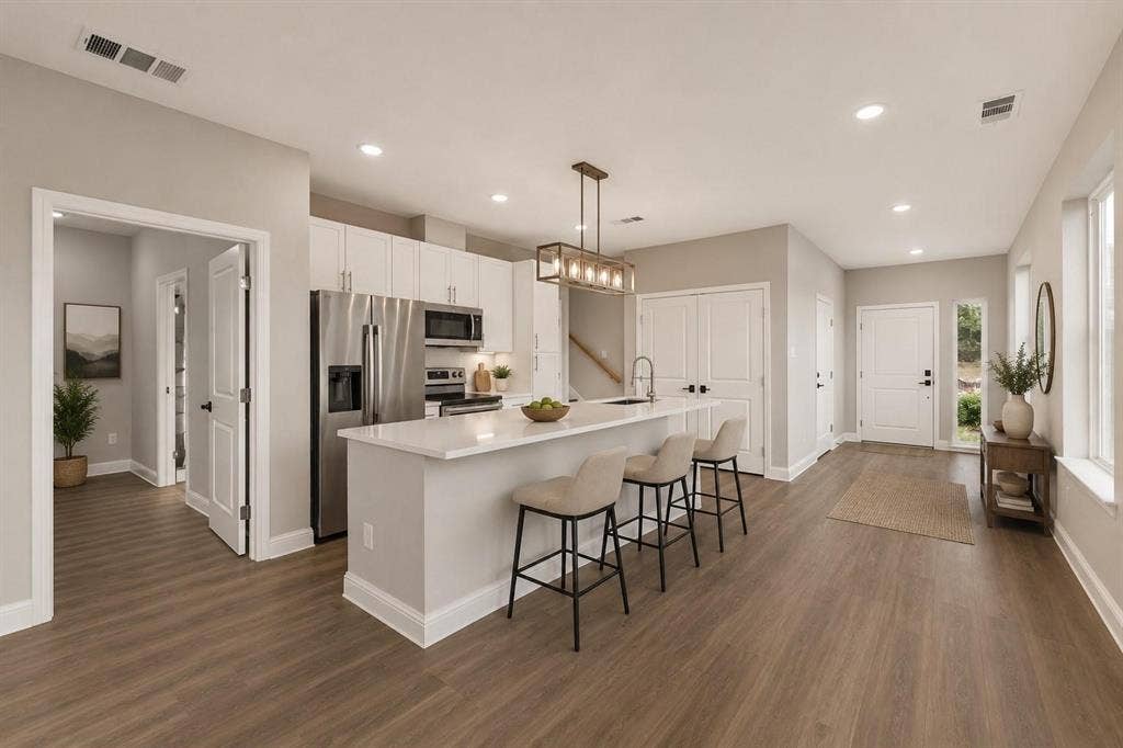 825 Premier Parkway, Grand Prairie, TX 75051 825 Premier Parkway, Grand Prairie, TX 75051