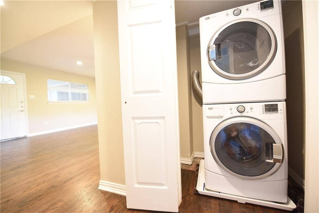 4206 Hawthorne Avenue, #202, Dallas, TX 75219