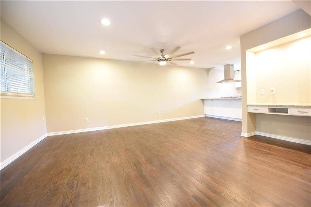 4206 Hawthorne Avenue, #202, Dallas, TX 75219