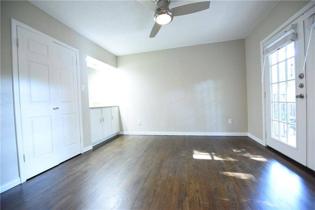4206 Hawthorne Avenue, #202, Dallas, TX 75219
