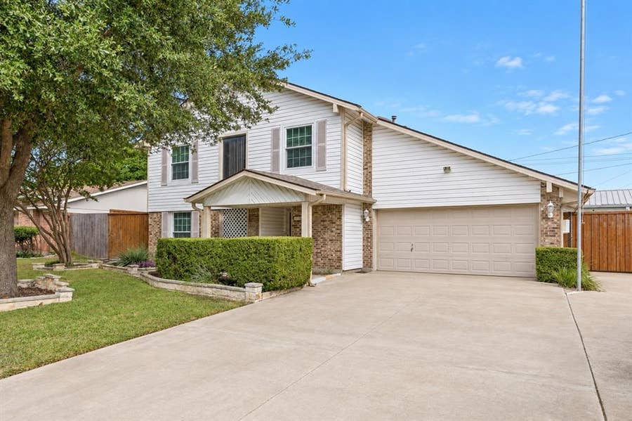Property photo for 1109 Midway Drive, Richardson, TX