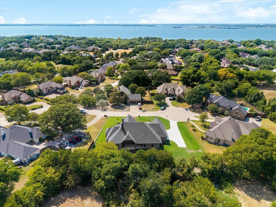 Property photo for 1602 Mariah Court, Heath, TX