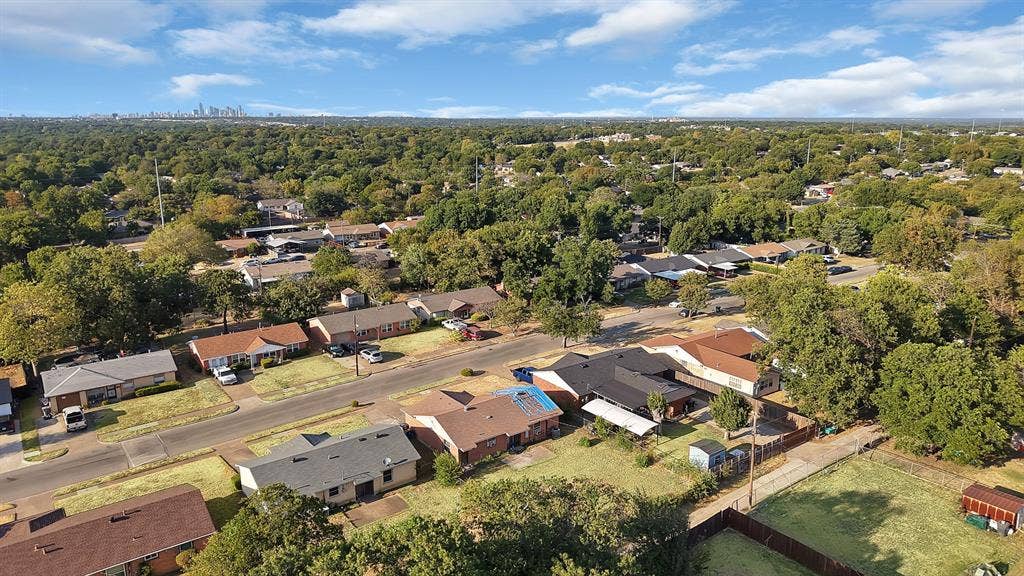 840 Clearwood Drive, Dallas, TX 75232 840 Clearwood Drive, Dallas, TX 75232
