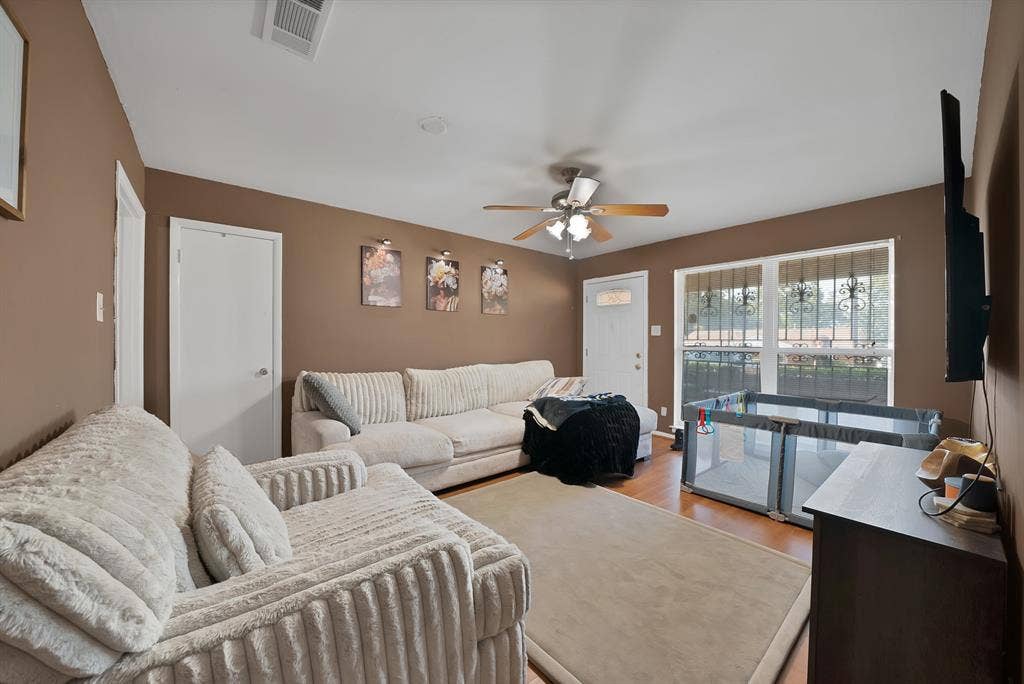 840 Clearwood Drive, Dallas, TX 75232 840 Clearwood Drive, Dallas, TX 75232