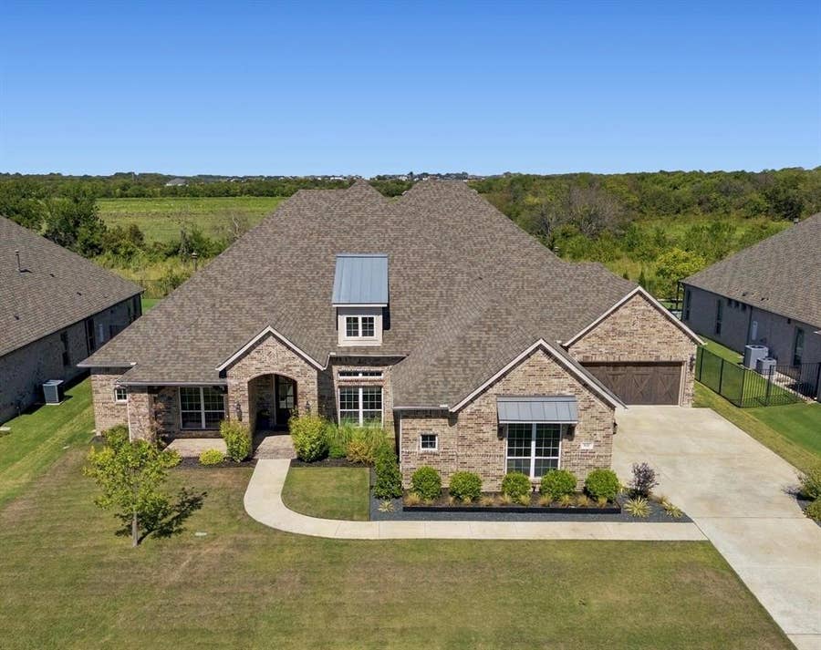 Property photo for 506 Summer Oaks Drive, Rockwall, TX
