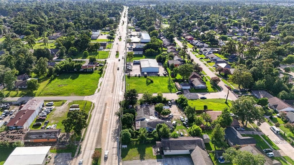 8501 Tidwell Road, Houston, TX 77028 8501 Tidwell Road, Houston, TX 77028