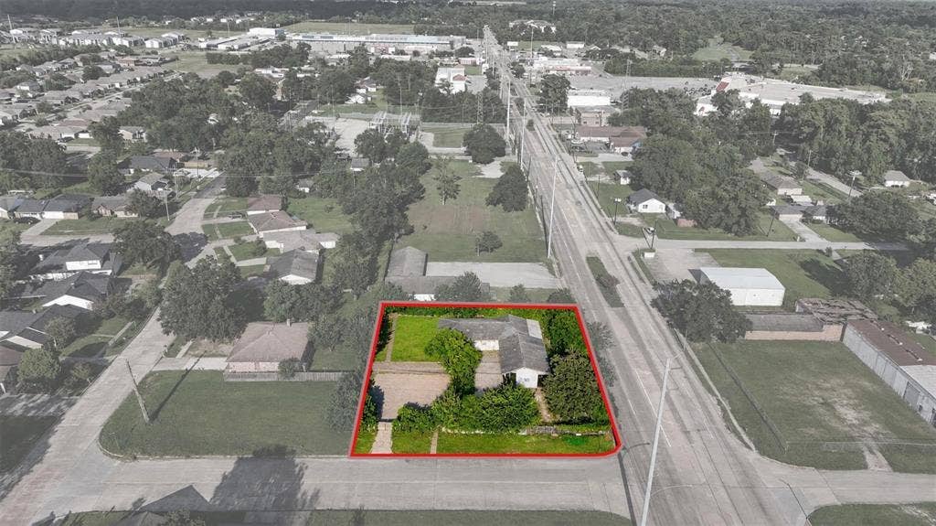 8501 Tidwell Road, Houston, TX 77028 8501 Tidwell Road, Houston, TX 77028