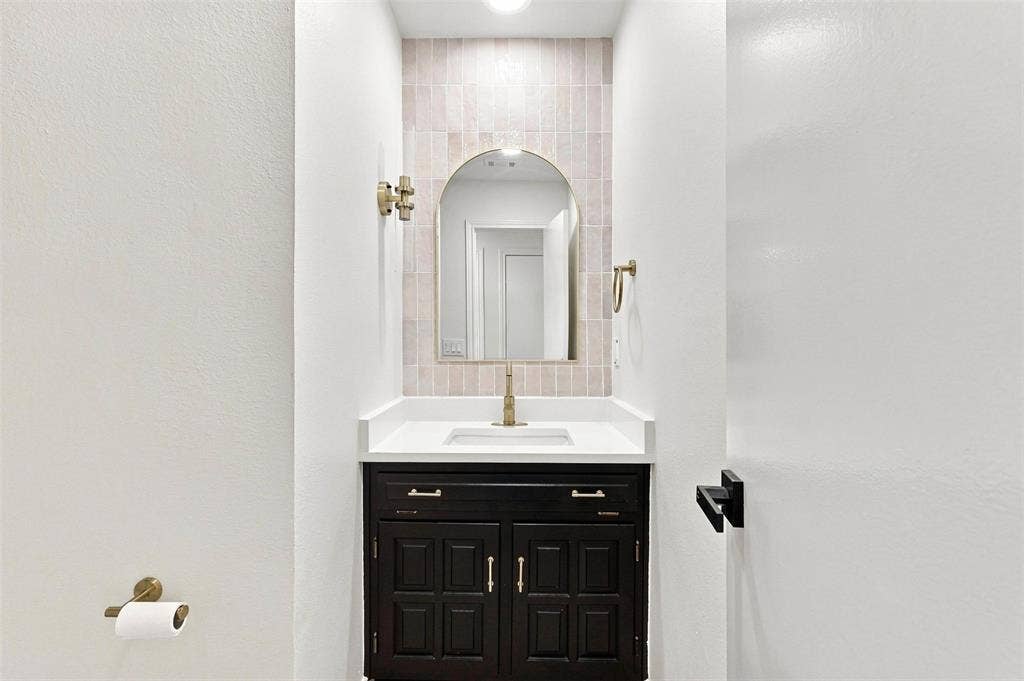 5425 Deep Canyon Drive, Garland, TX 75043 5425 Deep Canyon Drive, Garland, TX 75043