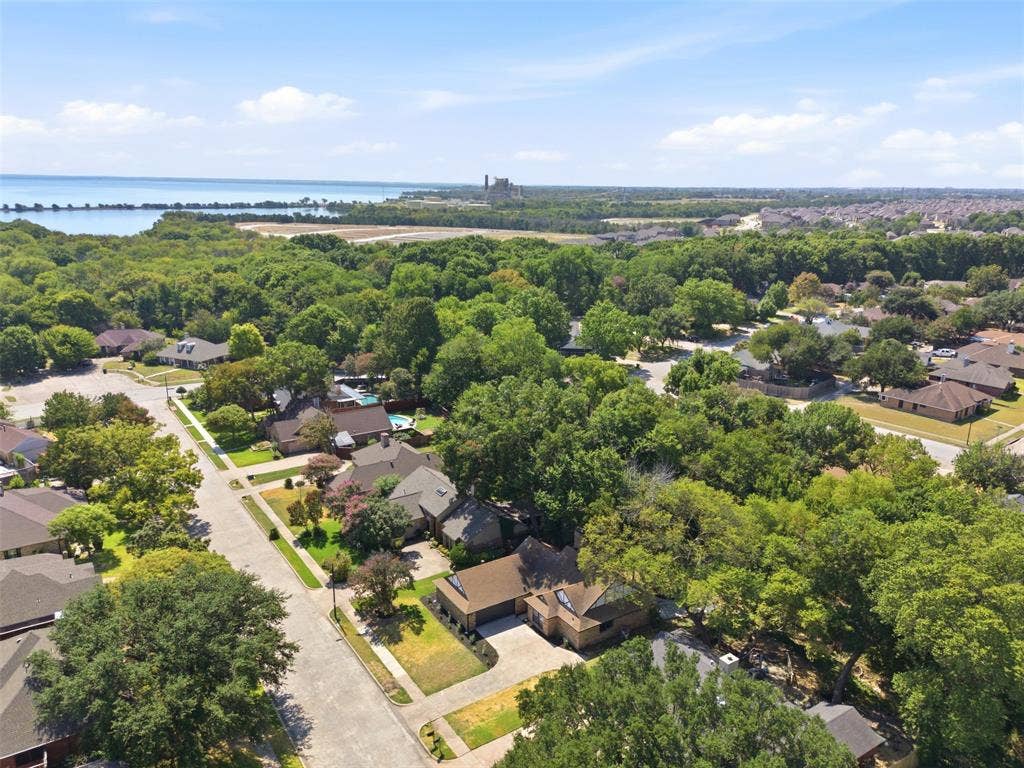 5425 Deep Canyon Drive, Garland, TX 75043 5425 Deep Canyon Drive, Garland, TX 75043