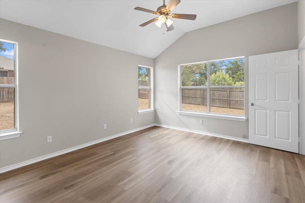 386 Molly Lane, Lindale, TX 75771 386 Molly Lane, Lindale, TX 75771