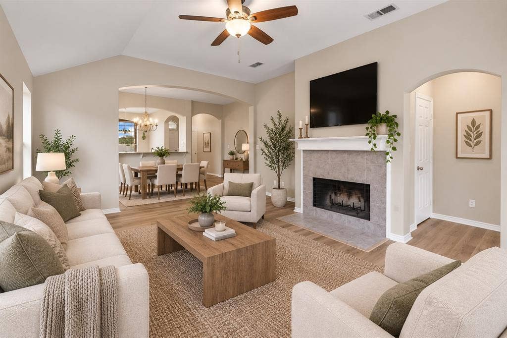 386 Molly Lane, Lindale, TX 75771 386 Molly Lane, Lindale, TX 75771