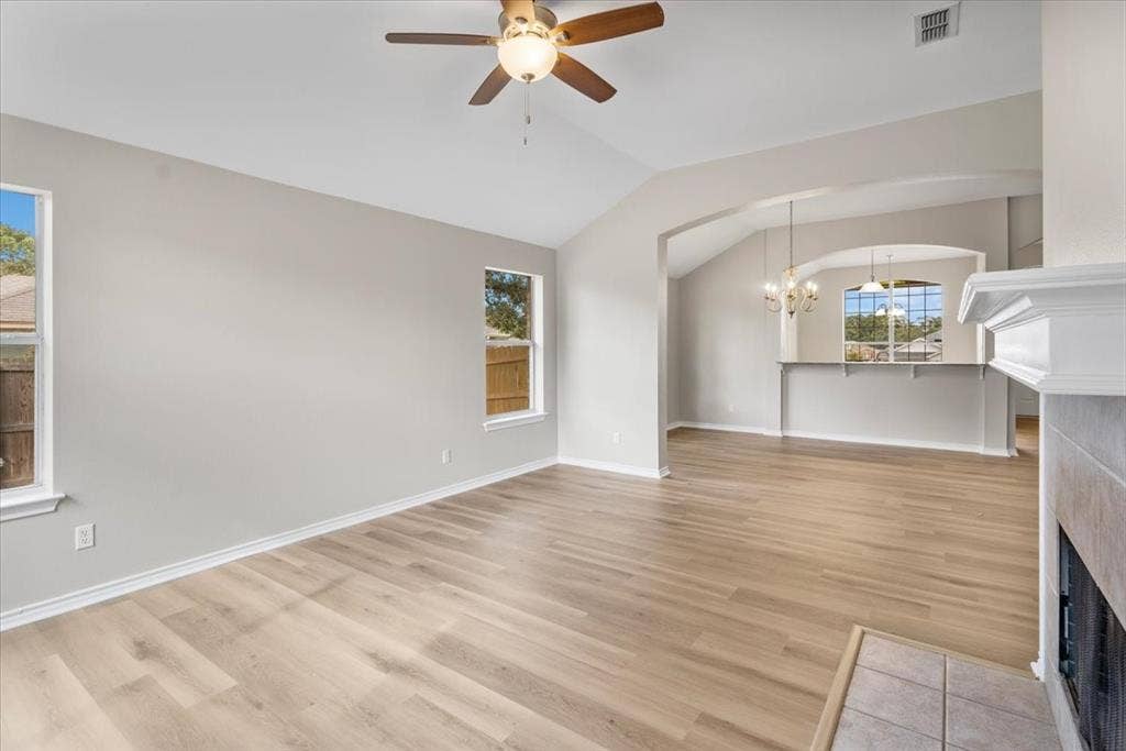 386 Molly Lane, Lindale, TX 75771 386 Molly Lane, Lindale, TX 75771