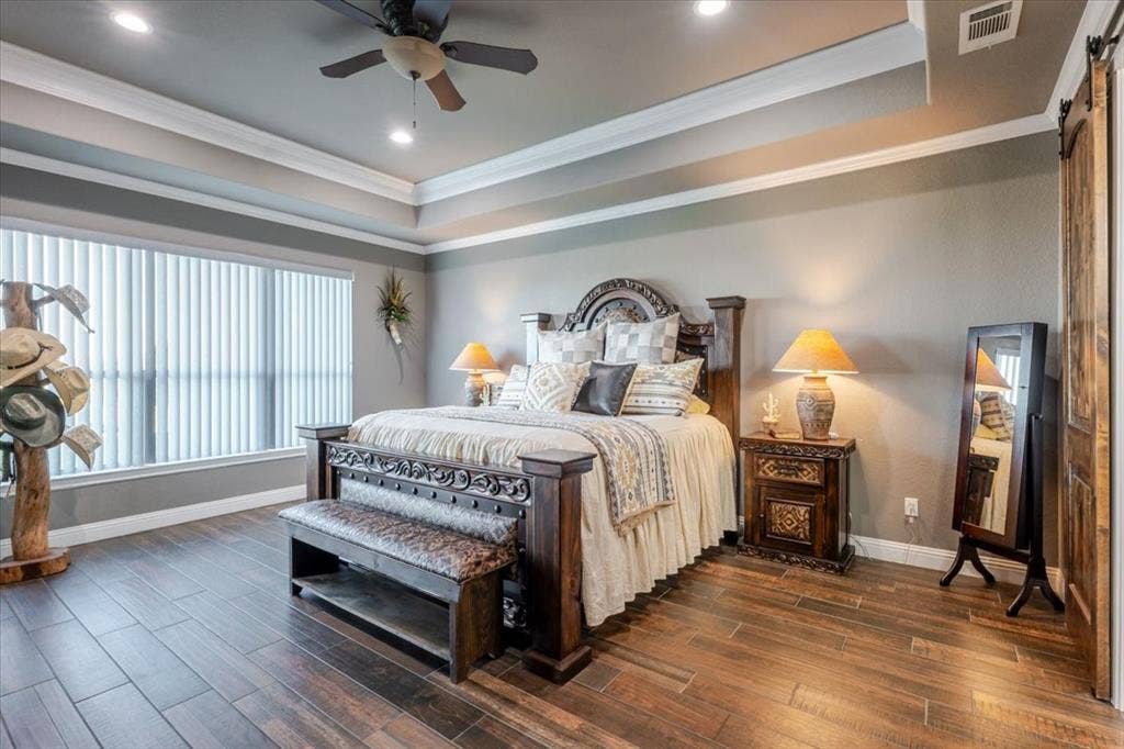 10106 Prather Road, Springtown, TX 76082 10106 Prather Road, Springtown, TX 76082