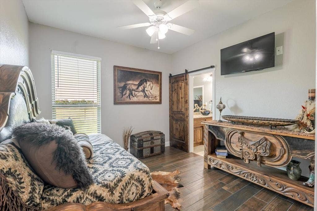 10106 Prather Road, Springtown, TX 76082 10106 Prather Road, Springtown, TX 76082