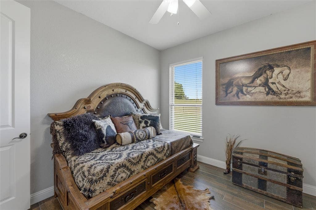 10106 Prather Road, Springtown, TX 76082 10106 Prather Road, Springtown, TX 76082