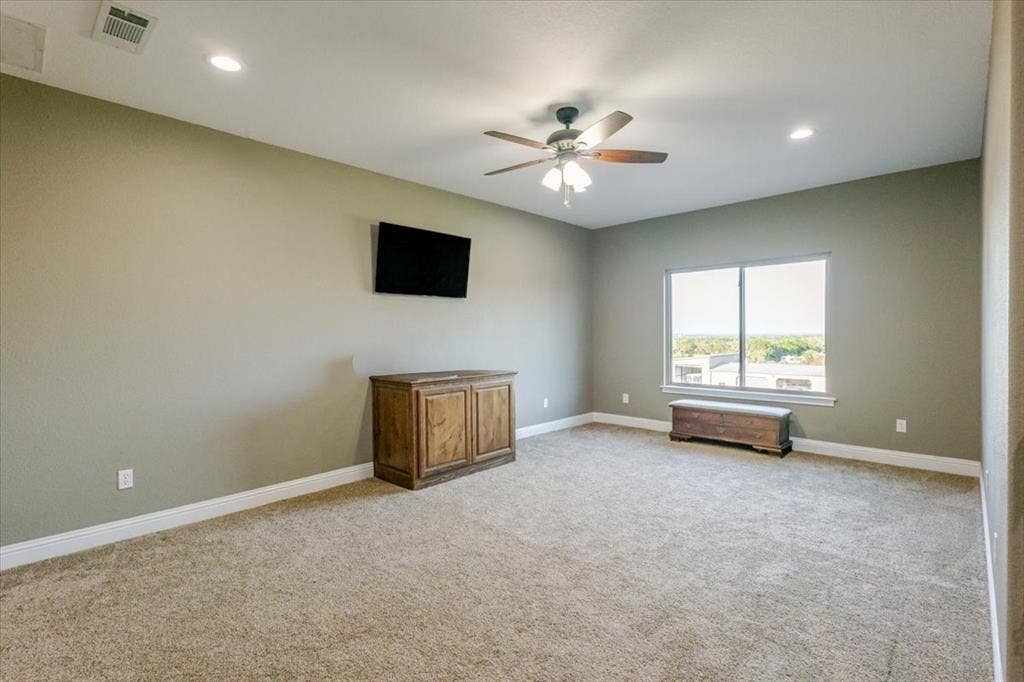 10106 Prather Road, Springtown, TX 76082 10106 Prather Road, Springtown, TX 76082