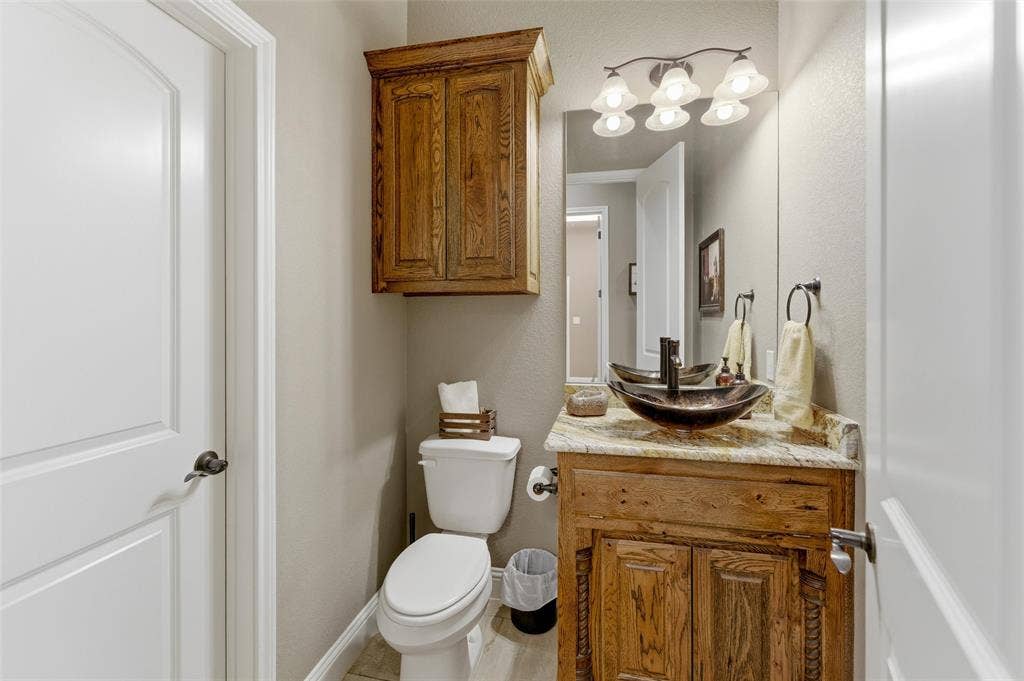 10106 Prather Road, Springtown, TX 76082 10106 Prather Road, Springtown, TX 76082