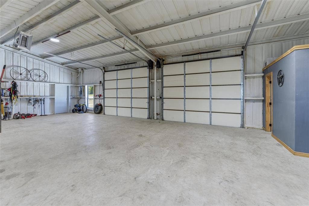 10106 Prather Road, Springtown, TX 76082 10106 Prather Road, Springtown, TX 76082