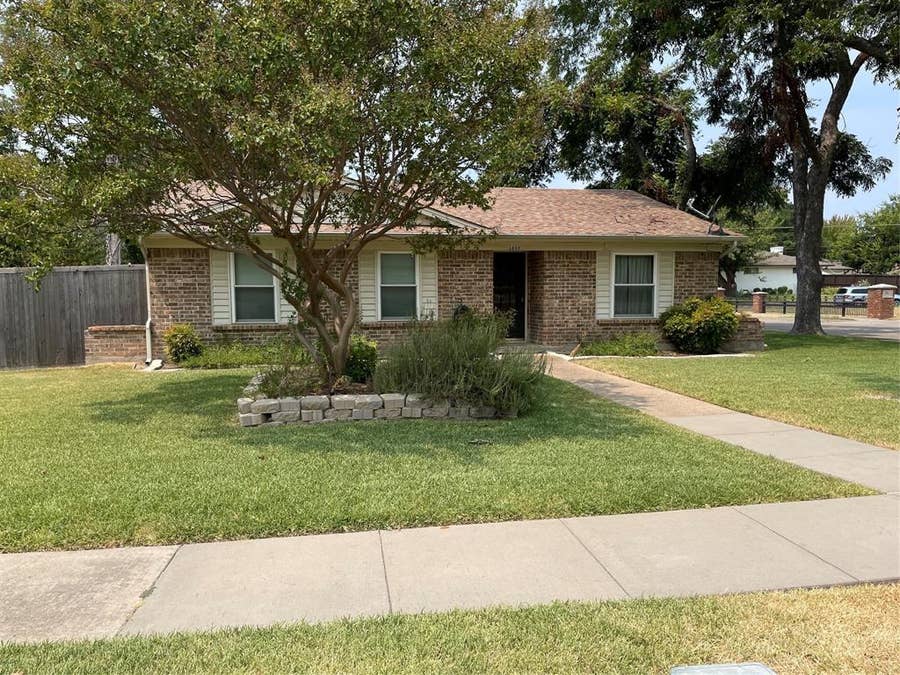 Property photo for 1633 Wisteria Way, Richardson, TX